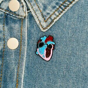 🤩Anatomical Heart Art Enamel Pin With Black Rubber Clutch -  Heart brooch gift